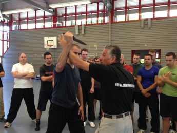  Maor 2013 Messerabwehr