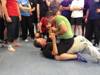 Maor 2013 Messerabwehr_Boden 1